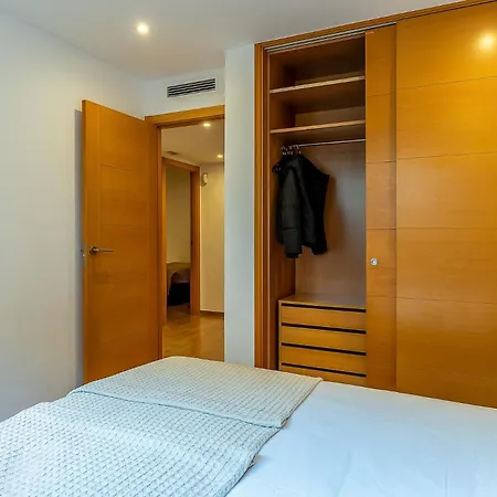 4068 - Ab Les Corts Bii Apartmán