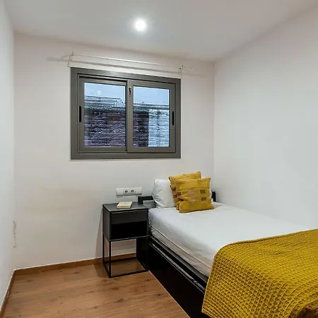 4068 - Ab Les Corts Bii Apartman Barcelona